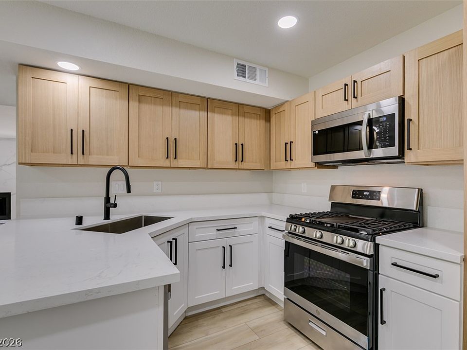 1st image of 59 Sirnoble St