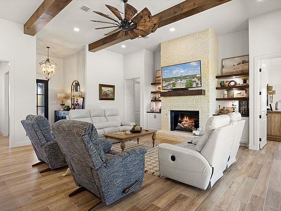 4th image of 1700 Knox Rd