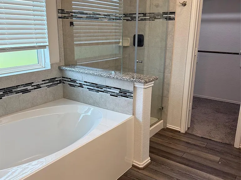 5186 Dry Hollow Dr — Photo 9