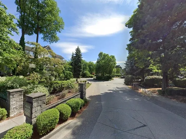 33718 King Rd #406, Abbotsford, BC V2S 8J3