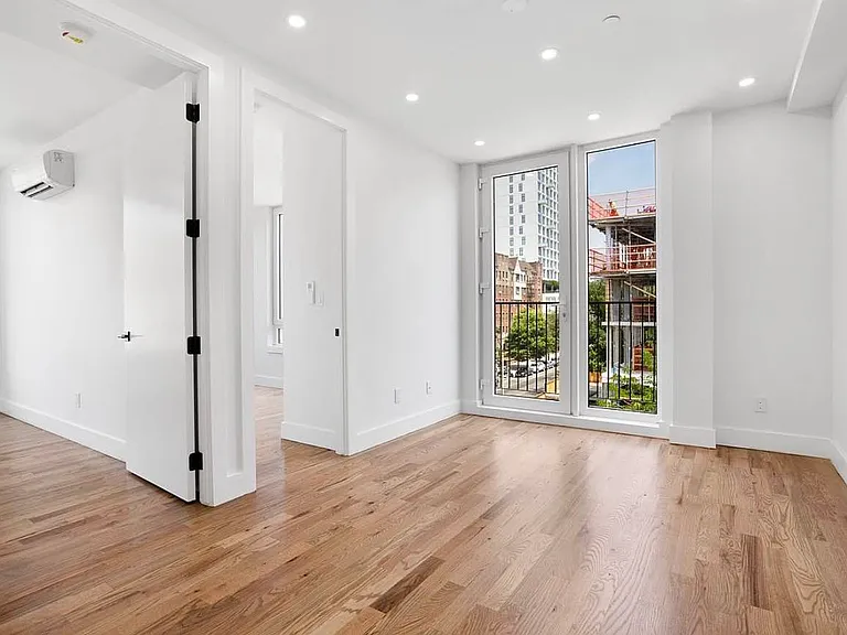 2136 Bedford Ave #4A — Photo 7