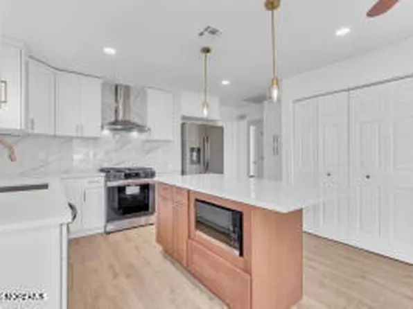 2 Sabinas Street, Toms River, NJ 08757