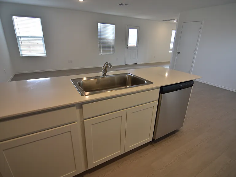 397 Keefer Ln — Photo 7