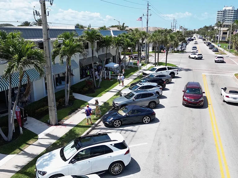 23 Royal Palm Point #B — Photo 33
