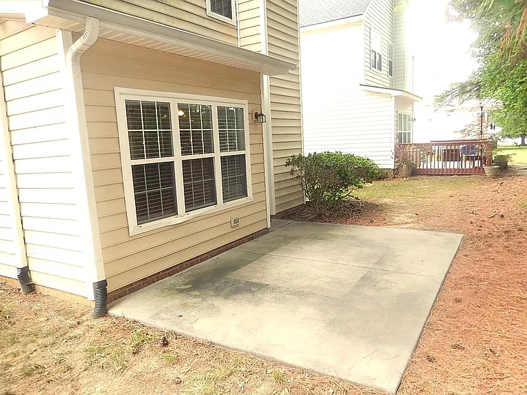 211 Bridgepath Dr — Photo 26