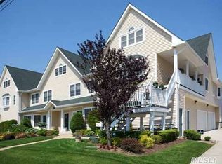 223 Westside Ave, Freeport, NY 11520