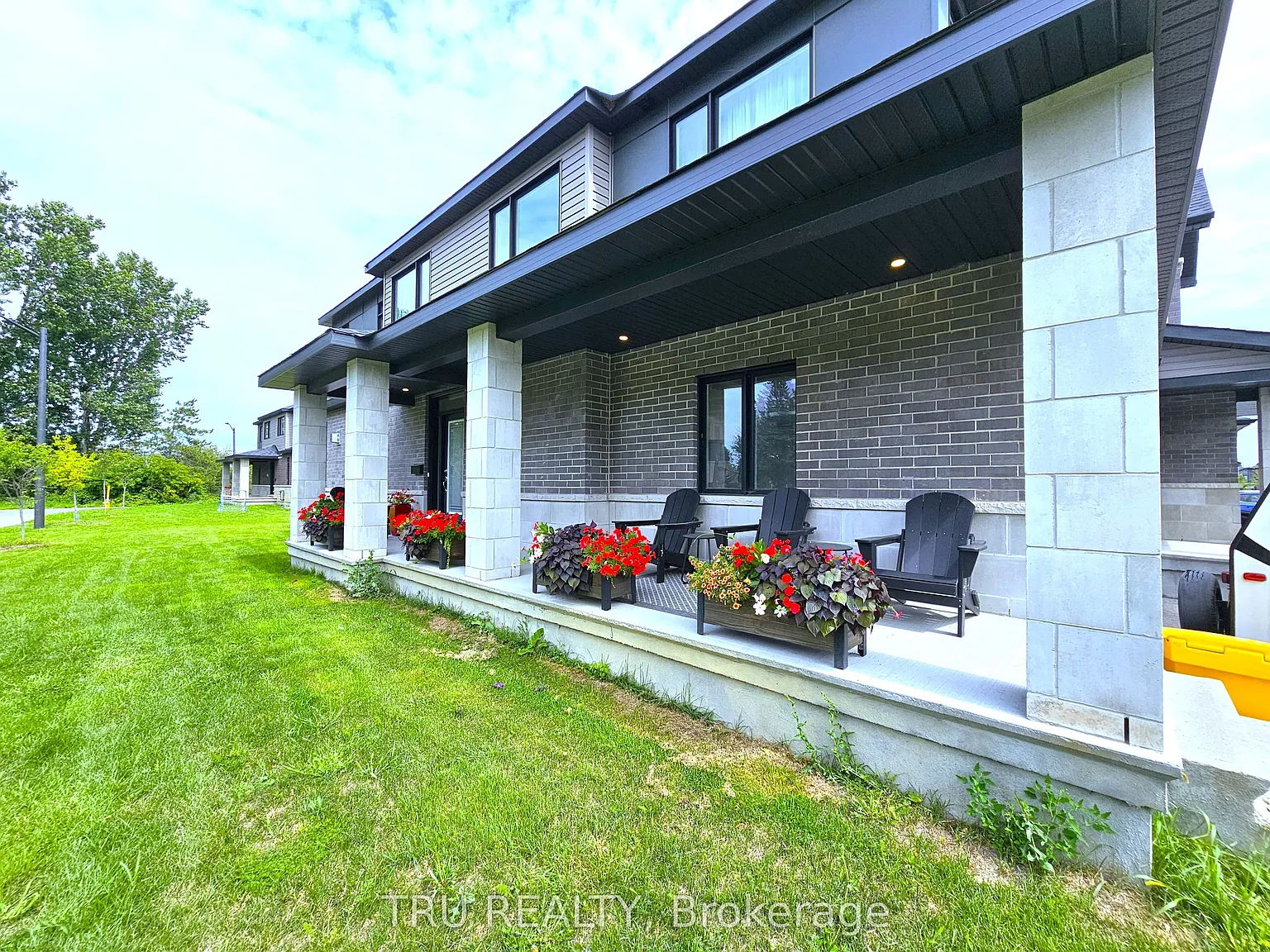 5 bed, $3,100 — Photo 4