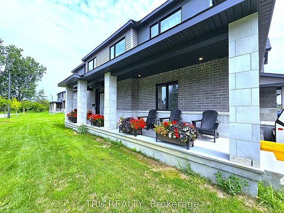 4th image of 332 Makobe Ln