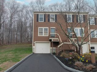 110 Foxbridge Village Rd #110, Branford, CT 06405