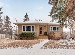 11255 71st Ave NW, Edmonton, AB T6G 0A5