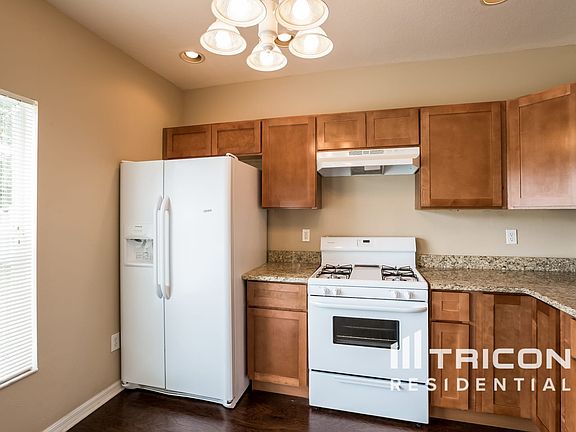 5th image of 11103 Newbridge Dr