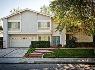 23784 Rotunda Rd, Santa Clarita, CA 91355