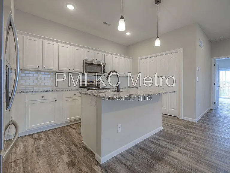 2709 Chasehire Dr — Photo 12
