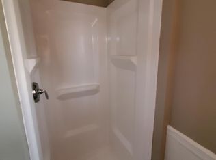 8 Blinns Ct FLOOR 3, Taunton, MA 02780