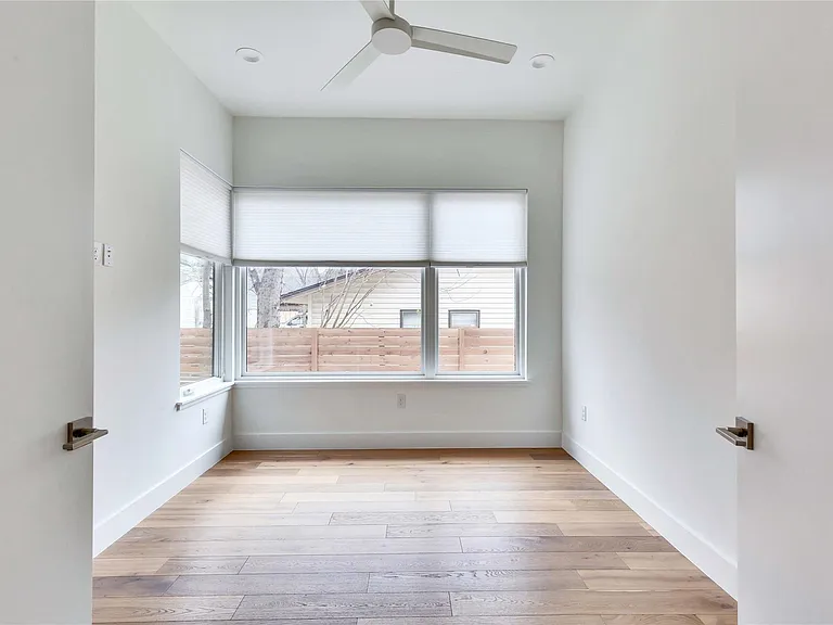 2509 Euclid Ave — Photo 21