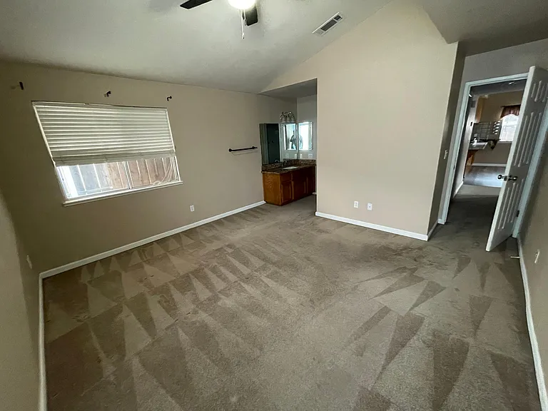1065 Grandview Cir — Photo 10