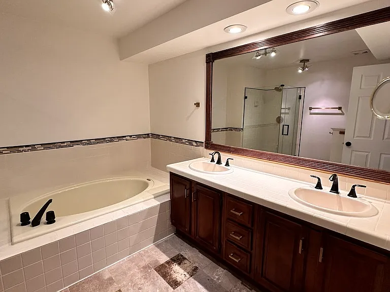 3785 Inverness Rd — Photo 21