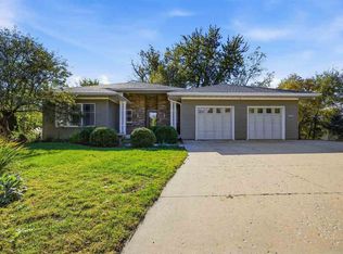 2003 Wedgewood Pl, Coralville, IA 52241
