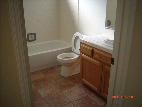 4th image of 5642 W Morris Ave
