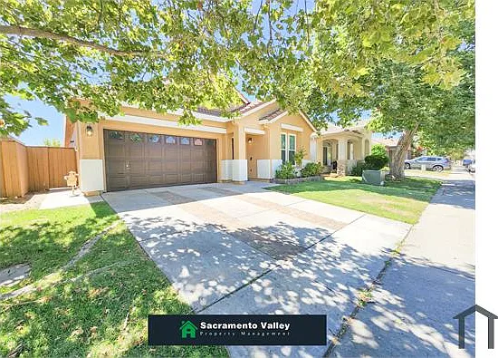 1901 Yarnell Way — Photo 3