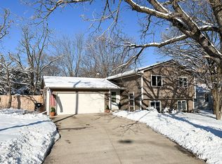 10628 Dogwood St NW, Coon Rapids, MN 55448