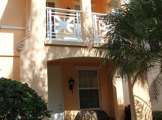215 Soriano Dr, Jupiter, FL 33458
