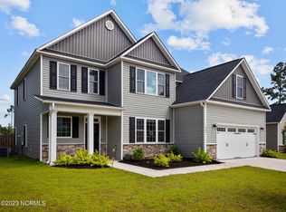 545 Transom Way, Sneads Ferry, NC 28460