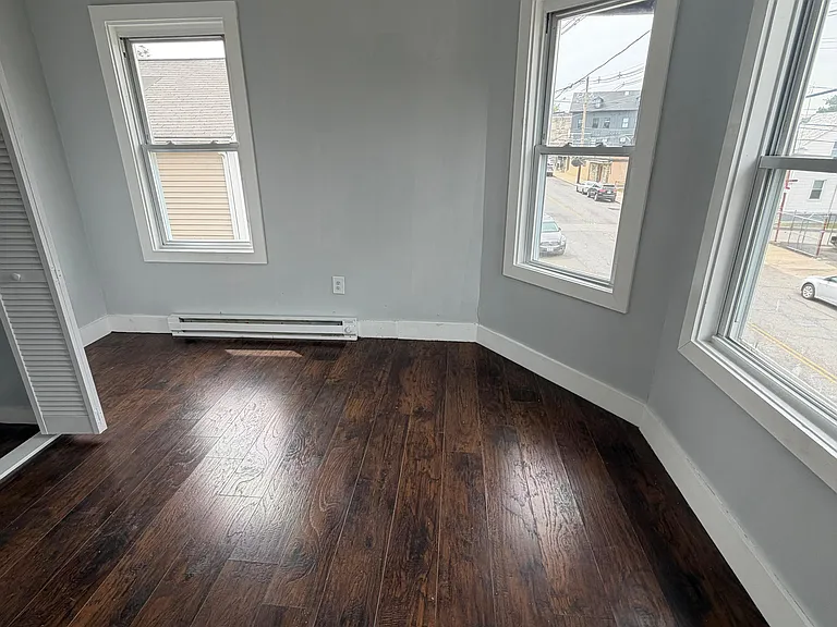 334 Admiral St #2 — Photo 5