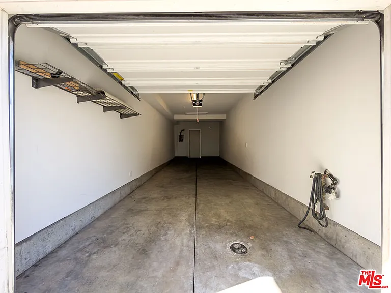 2111 N Cahuenga Blvd #2 — Photo 7