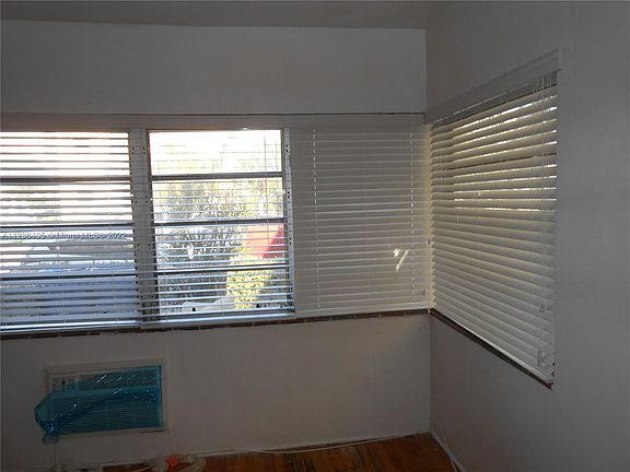 4th image of 6950 Byron Ave APT 8