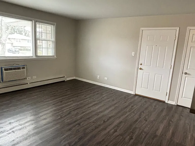 608 Kungs Way — Photo 4