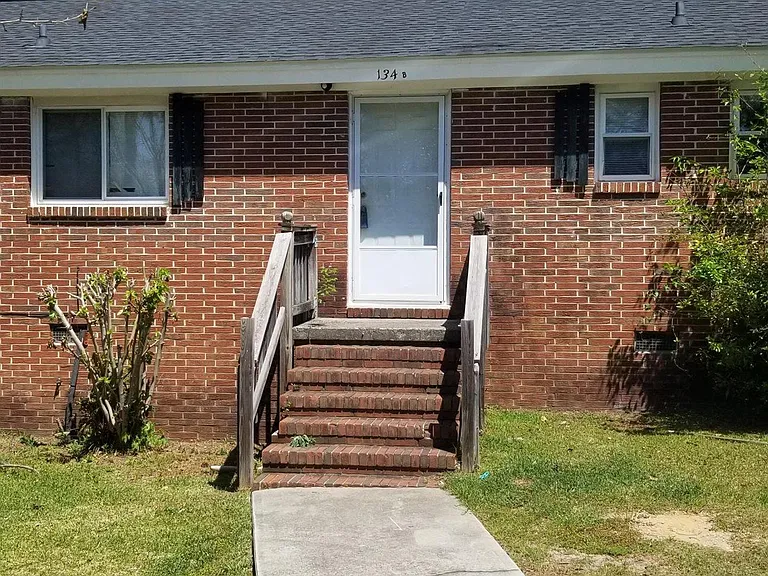 134C Garland Ter — Photo 6