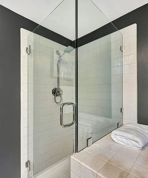 1900 Vine St #103 — Photo 24
