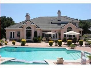 11 Sleepy Hollow Dr, Carmel Valley, CA 93924