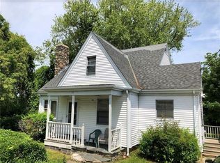 93 Maple Ave #A, Middletown, RI 02842