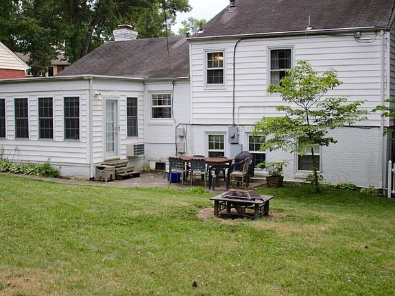 5th image of 8608 Oakcroft Dr