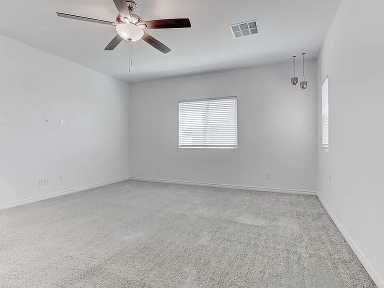 7106 Calvert Cliffs St — Photo 37