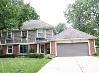 8920 Horton St, Overland Park, KS 66207
