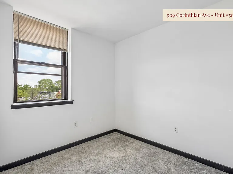 The Corinthian — Photo 44