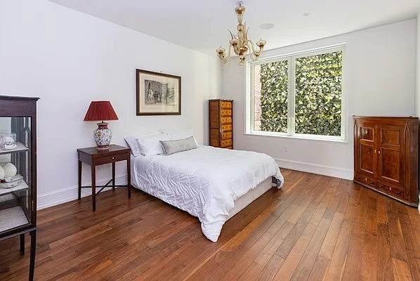 Rented by Brown Harris Stevens | media 11