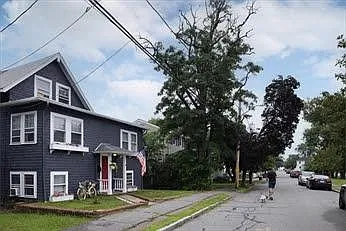18 Sachem St #1 — Photo 2