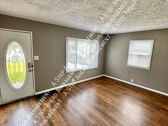 2nd image of 4845 Wentworth Blvd