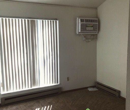 4th image of 200 Oak St APT 103