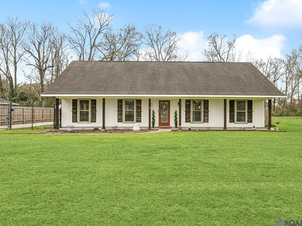 7549 Woods Edge Dr, Baton Rouge, LA 70818