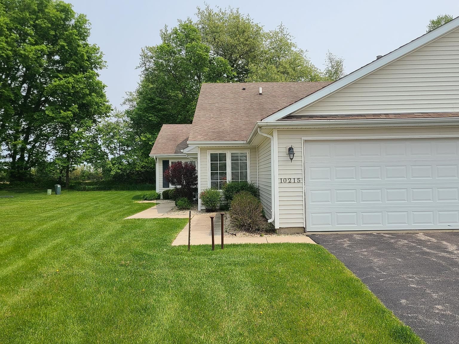 10215 Marblewing Rd 10215, Roscoe, IL 61073 Zillow