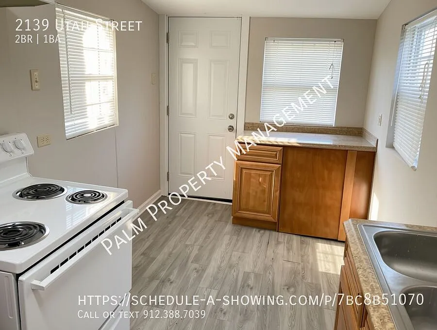 Adorable Single Family Home On The Eastside! 2 Bed, 1 Bath With Garage, Office Or Dining Room!- $... — Photo 4