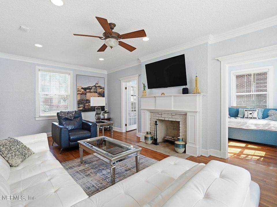1st image of 1266 BELMONT Terrace