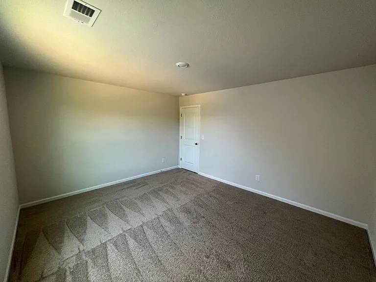 461 Turning Lake Dr — Photo 27
