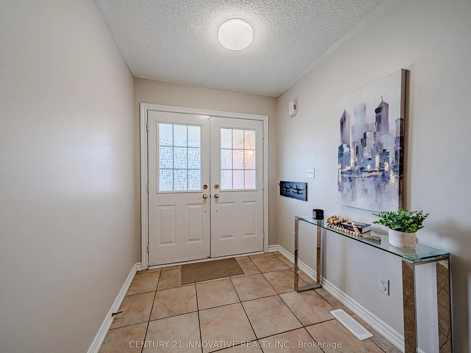 3 bed, $3,000 — Photo 4