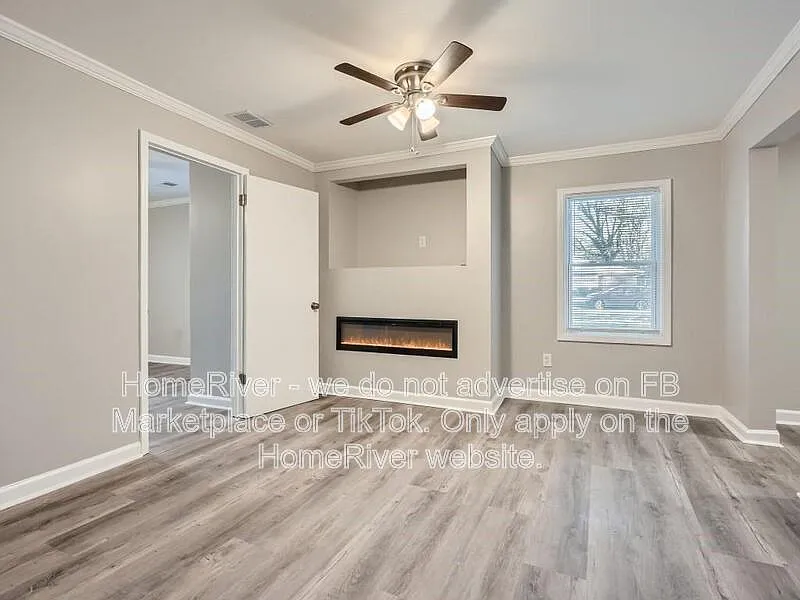 2 bed, 1.0 bath, 1073 sqft, $1,750 — Photo 3